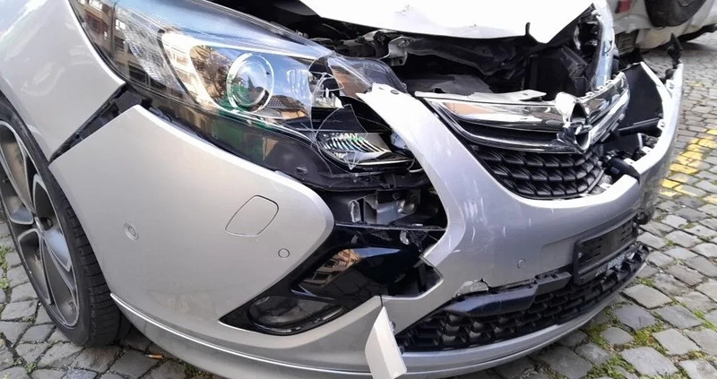 Opel Zafira cena 27000 przebieg: 120572, rok produkcji 2016 z Nowy Sącz małe 106